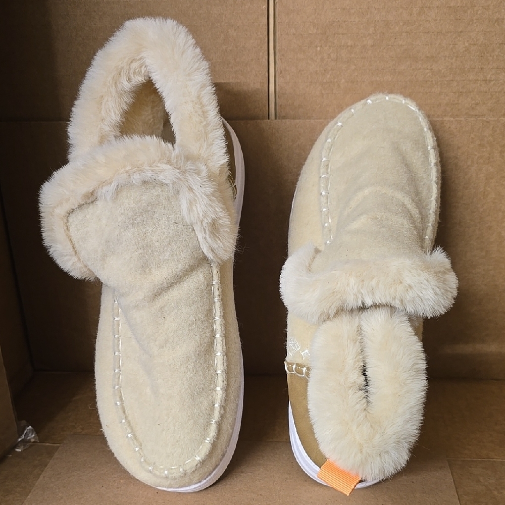 Cozy Cream Women's Slippers